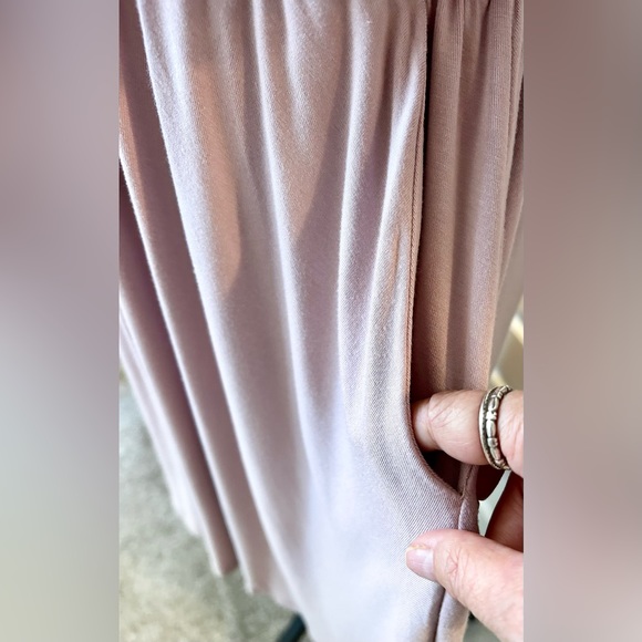 TORRID Jersey Smocked Puff Sleeve Empire Dress w/Pockets Size 2 (18-20) - Picture 8 of 13